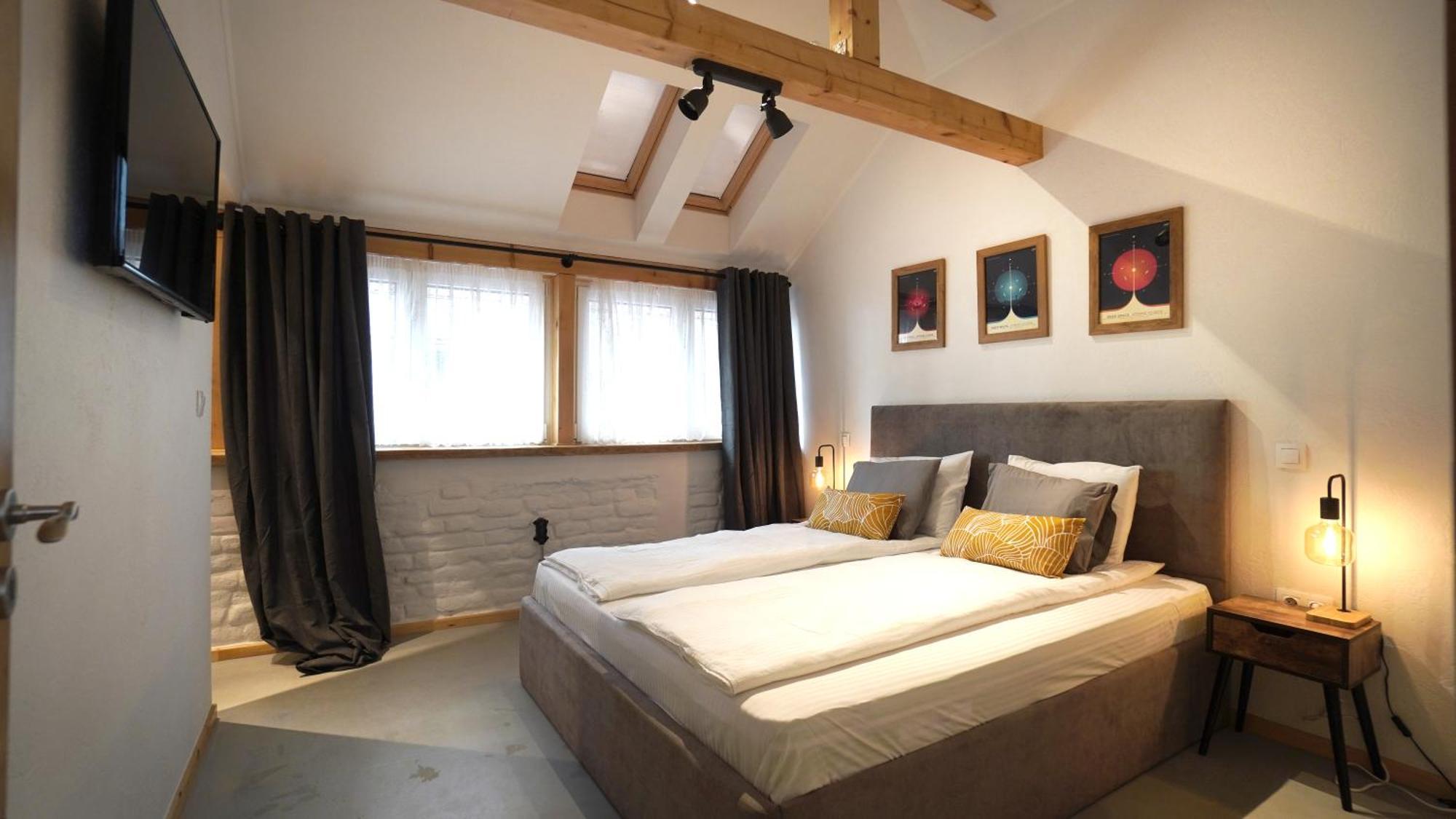 Modern And Spacious 3-bedroom Entire House * Sofia